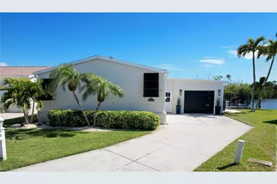 17731 Canal Cove Ct, Fort Myers Beach, FL 33931 - Photo 2
