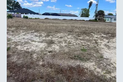 635 Tropicana Pkwy E, Cape Coral, FL 33909 - Photo 1