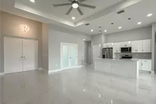 417 Paddock St, Lehigh Acres, FL 33974 - Photo 4
