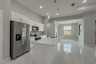 417 Paddock St, Lehigh Acres, FL 33974 - Photo 6