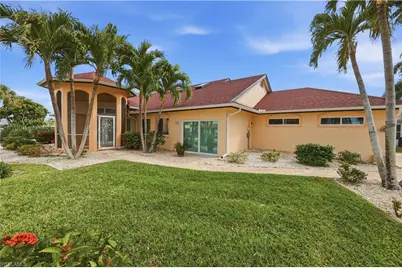 5125 Sunnybrook Ct, Cape Coral, FL 33904 - Photo 4