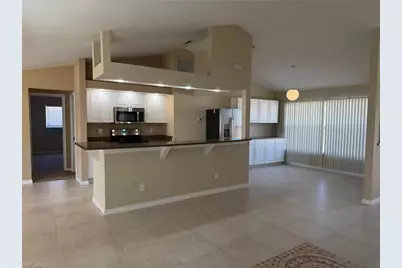 414 SE 7th St, Cape Coral, FL 33990 - Photo 10
