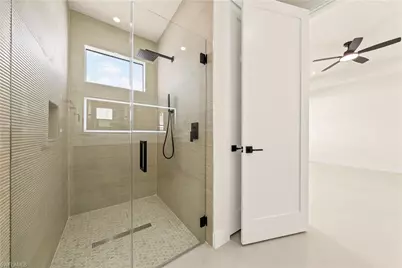 860 Nimitz Blvd, Lehigh Acres, FL 33974 - Photo 20