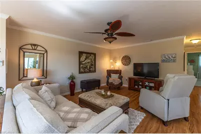 431 Van Buren St #C8, Fort Myers, FL 33916 - Photo 6