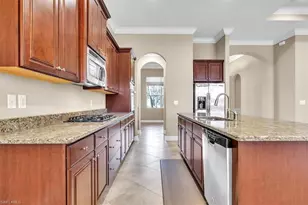 12645 Fairway Cove Ct, Fort Myers, FL 33905 - Photo 14