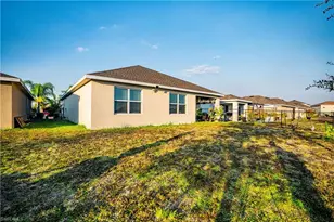 10539 Crossback Ln, Lehigh Acres, FL 33936 - Photo 16