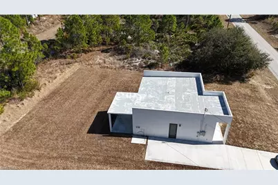 1135 Randletree St E, Lehigh Acres, FL 33974 - Photo 8