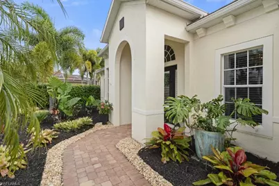 2648 Fairmont Isle Cir, Cape Coral, FL 33991 - Photo 2