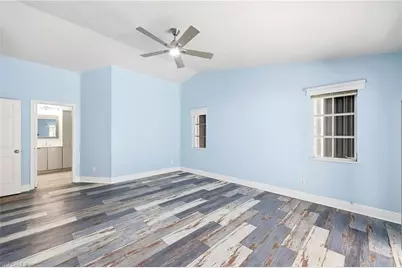 6011 Sea Grass Ln, Naples, FL 34116 - Photo 20