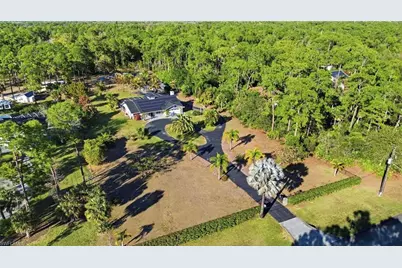 6011 Sea Grass Ln, Naples, FL 34116 - Photo 44