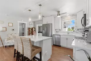 1105 Christopher Ct, Naples, FL 34104 - Photo 46