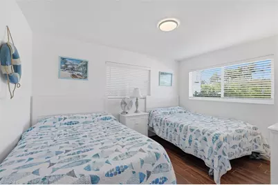 1105 Christopher Ct, Naples, FL 34104 - Photo 30