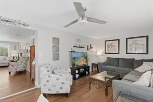 1105 Christopher Ct, Naples, FL 34104 - Photo 6