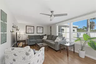 1105 Christopher Ct, Naples, FL 34104 - Photo 12