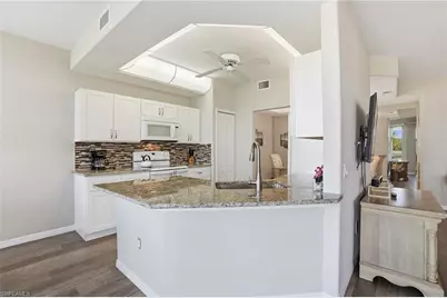 15054 Tamarind Cay Ct #706, Fort Myers, FL 33908 - Photo 10