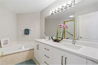 15054 Tamarind Cay Ct #706, Fort Myers, FL 33908 - Photo 18