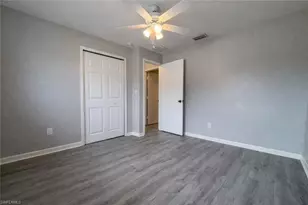 1718 SW Santa Barbara Pl, Cape Coral, FL 33991 - Photo 8