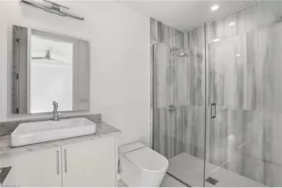 5735 Riverside Dr, Cape Coral, FL 33904 - Photo 20