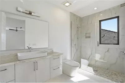 5735 Riverside Dr, Cape Coral, FL 33904 - Photo 36