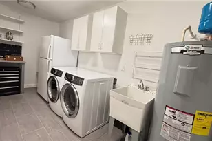 1357 Kingswood Ct, Fort Myers, FL 33919 - Photo 36