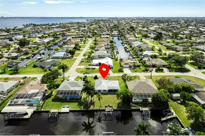 2031 SE 25th Ln, Cape Coral, FL 33904 - Photo 34