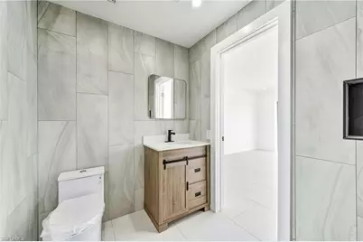 2031 SE 25th Ln, Cape Coral, FL 33904 - Photo 16