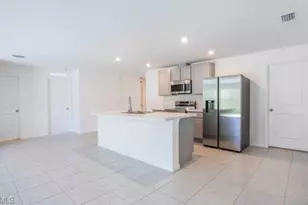 3008 38th St SW, Lehigh Acres, FL 33976 - Photo 14