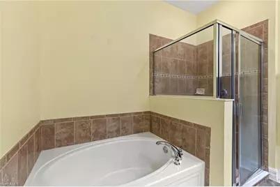 8519 Colony Trace Dr, Fort Myers, FL 33908 - Photo 14