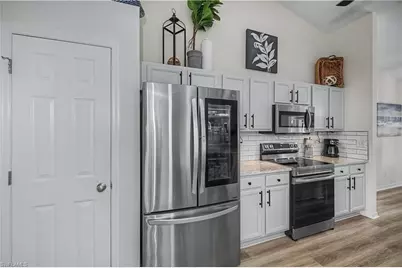 1814 SW 22nd Ter, Cape Coral, FL 33991 - Photo 8