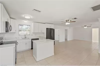 100 Contee Dr, Lehigh Acres, FL 33936 - Photo 12