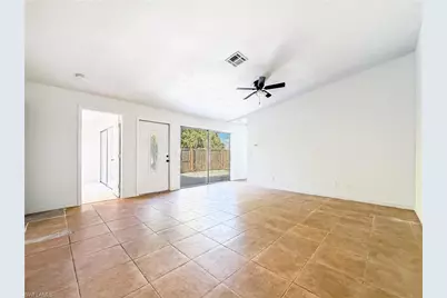 6302 Royal Woods Dr, Fort Myers, FL 33908 - Photo 6