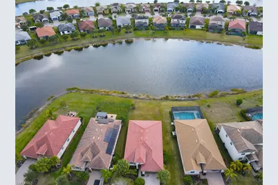 3514 E Hampton Cir, Alva, FL 33920 - Photo 2