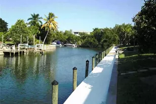 805 E Gulf Dr, Sanibel, FL 33957 - Photo 18