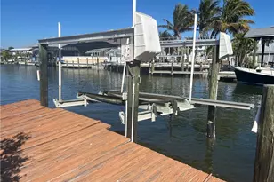 2320 Oleander St, Saint James City, FL 33956 - Photo 4