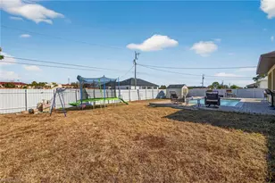 633 NW 16th Pl, Cape Coral, FL 33993 - Photo 26