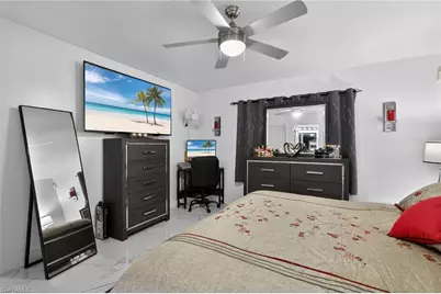 633 NW 16th Pl, Cape Coral, FL 33993 - Photo 14