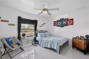 633 NW 16th Pl, Cape Coral, FL 33993 - Photo 18