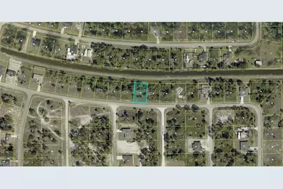 1035 Winters St E, Lehigh Acres, FL 33974 - Photo 2