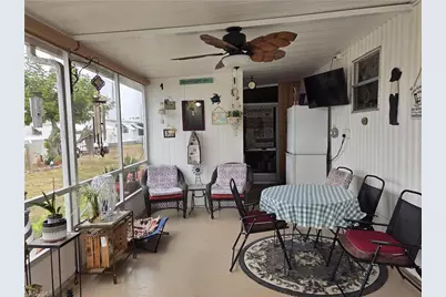 881 Homestead Dr, North Fort Myers, FL 33917 - Photo 4