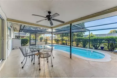 1726 SE 13th St, Cape Coral, FL 33990 - Photo 2