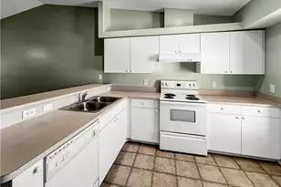 1909 SW Santa Barbara Pl, Cape Coral, FL 33991 - Photo 12