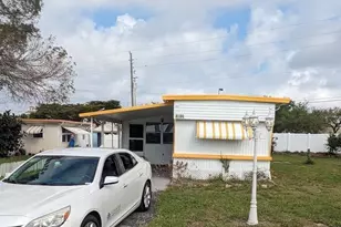 3834 Unique Cir, Fort Myers, FL 33908 - Photo 8