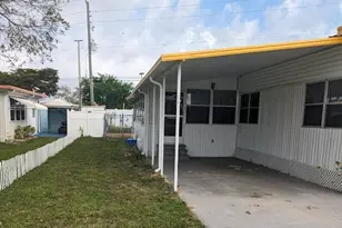 3834 Unique Cir, Fort Myers, FL 33908 - Photo 4