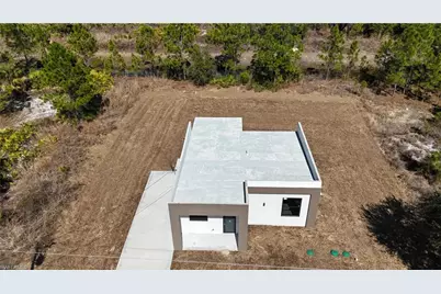 1135 Randletree St E, Lehigh Acres, FL 33974 - Photo 4