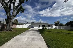 120 Shanle Dr, North Fort Myers, FL 33917 - Photo 2