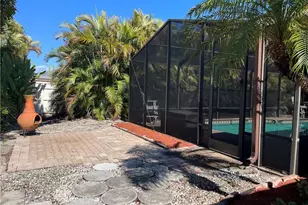 1514 Cranville Square, Fort Myers, FL 33919 - Photo 10