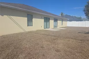 233 SE 23rd Pl, Cape Coral, FL 33990 - Photo 14