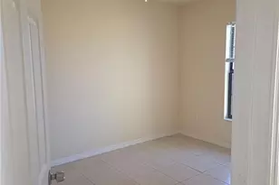 233 SE 23rd Pl, Cape Coral, FL 33990 - Photo 10