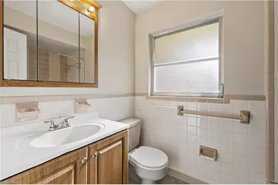 4652 Siesta Cir, Fort Myers, FL 33901 - Photo 18