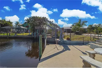 147 Coral Dr, Fort Myers, FL 33905 - Photo 18